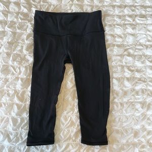 Lulu Lemon cropped leggings